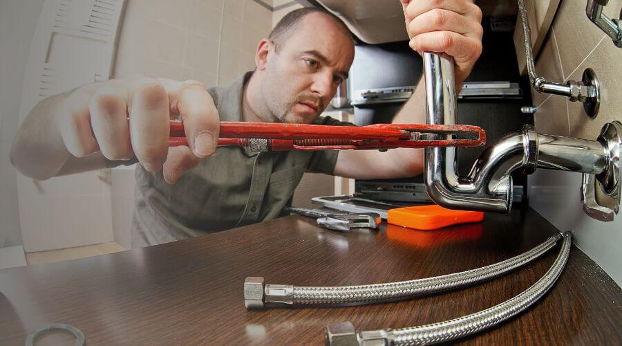 Professional expert plumbing services in Latham, OH